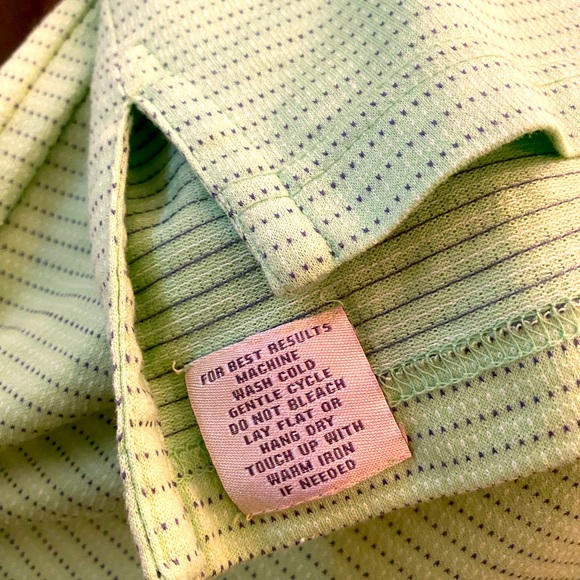 Peter Millar Designer Polo Golf Shirt in size Large. Bright Green. - Picture 5 of 5